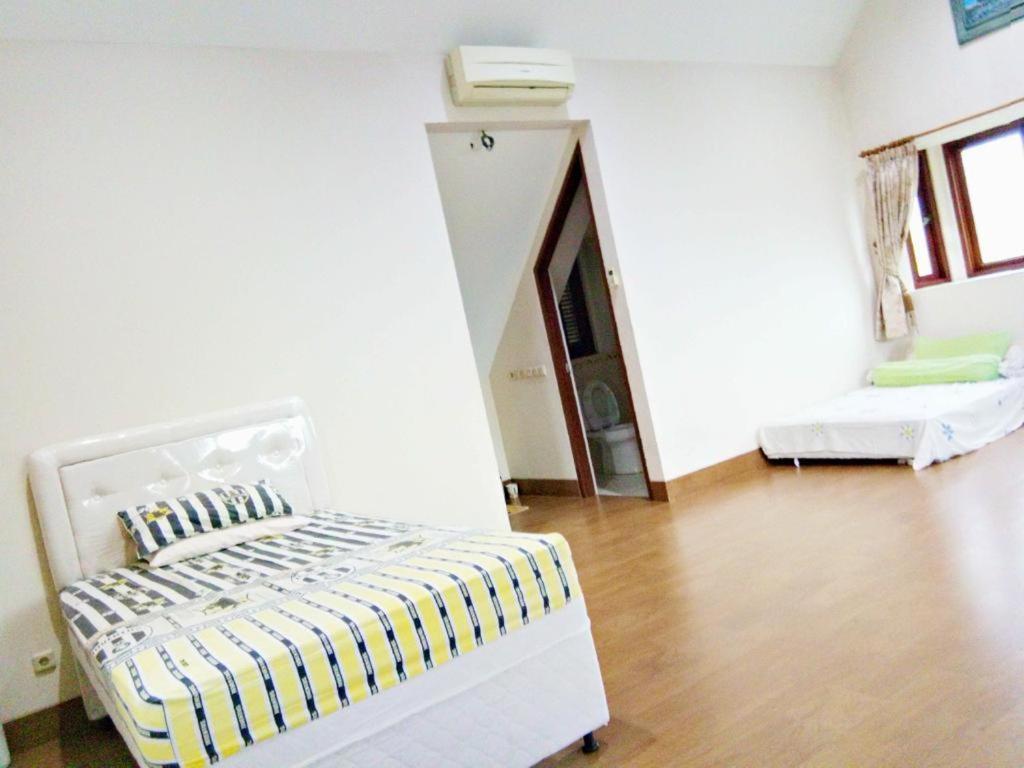 Villa Gathering Yuni Syahla Citaringgul Zewnętrze zdjęcie