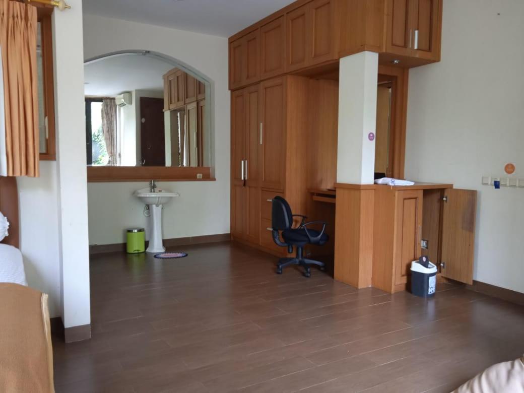 Villa Gathering Yuni Syahla Citaringgul Zewnętrze zdjęcie