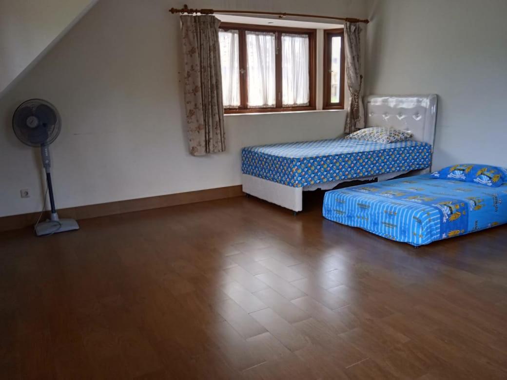 Villa Gathering Yuni Syahla Citaringgul Zewnętrze zdjęcie