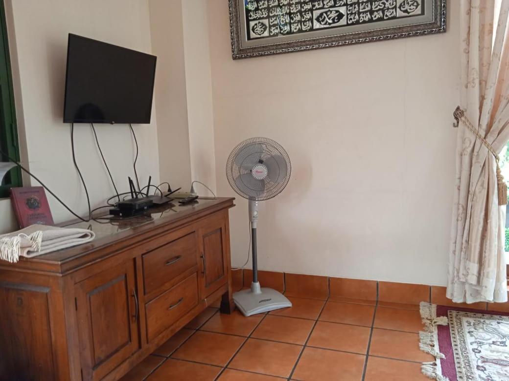 Villa Gathering Yuni Syahla Citaringgul Zewnętrze zdjęcie